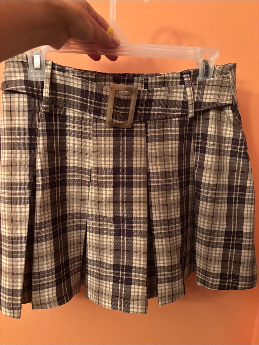 Plaid Pleated Mini Skirt with Buckle Waist - Cream & Brown